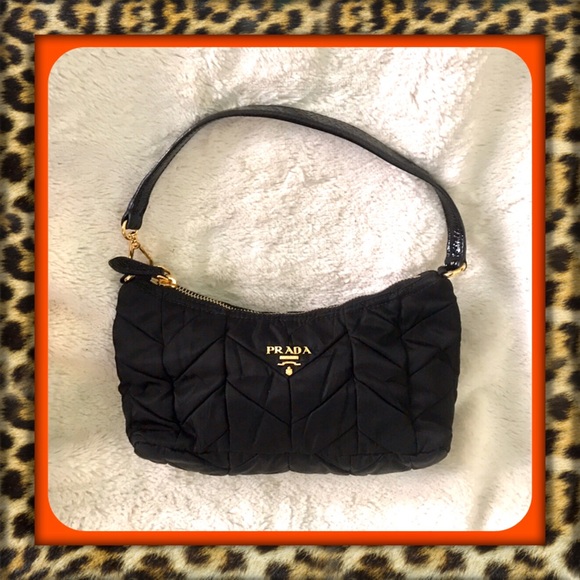 Prada Handbags - 👑AUTHENTIC Prada Black Nylon Bag